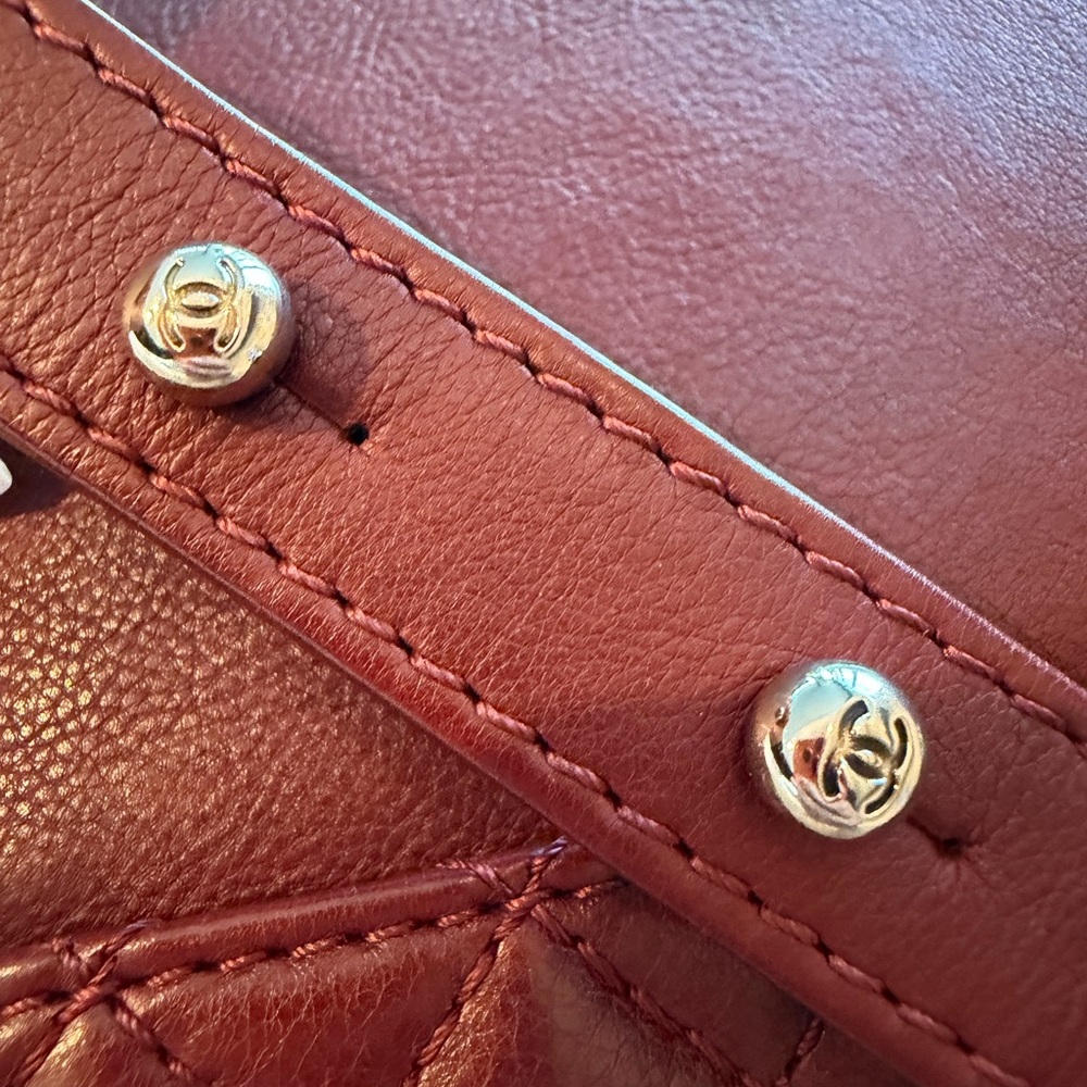 CHANEL Reverso Boy Bag - Picture 12 of 16